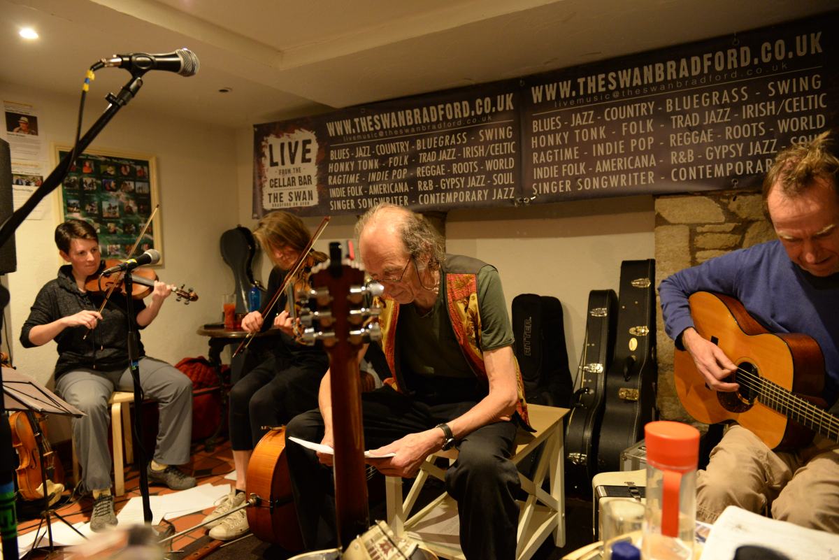 The Yirdbards @ The Cellar Bar, Swan Hotel, Bradford; Original Multi-media Entertainment – In A Folk&nbsp;Club?
