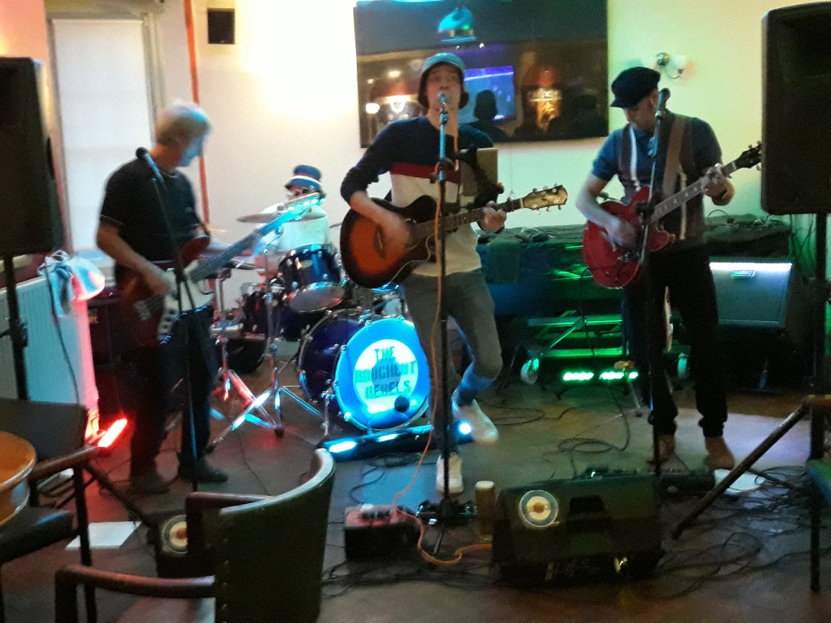 Roughcut Rebels Hit&nbsp;Trowbridge