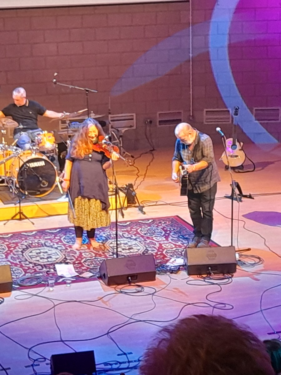 Bradford Roots Session Special With Bill in the Lowground, Daisy Chapman & Thieves This&nbsp;Friday…..