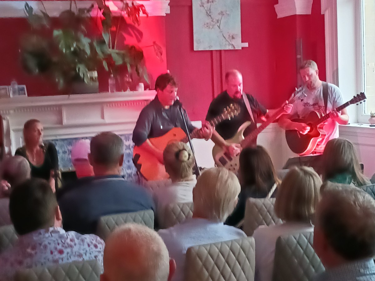 The Rob Lear Band at The Piggy Bank, Calne July 23rd&nbsp;2024