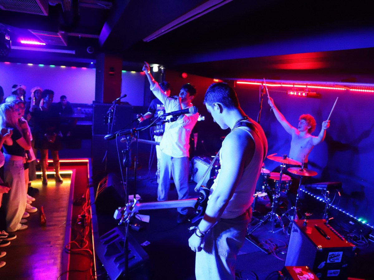 A Chat With Nothing Rhymes With Orange; Goodbye Devizes, or Chow For&nbsp;Now?!