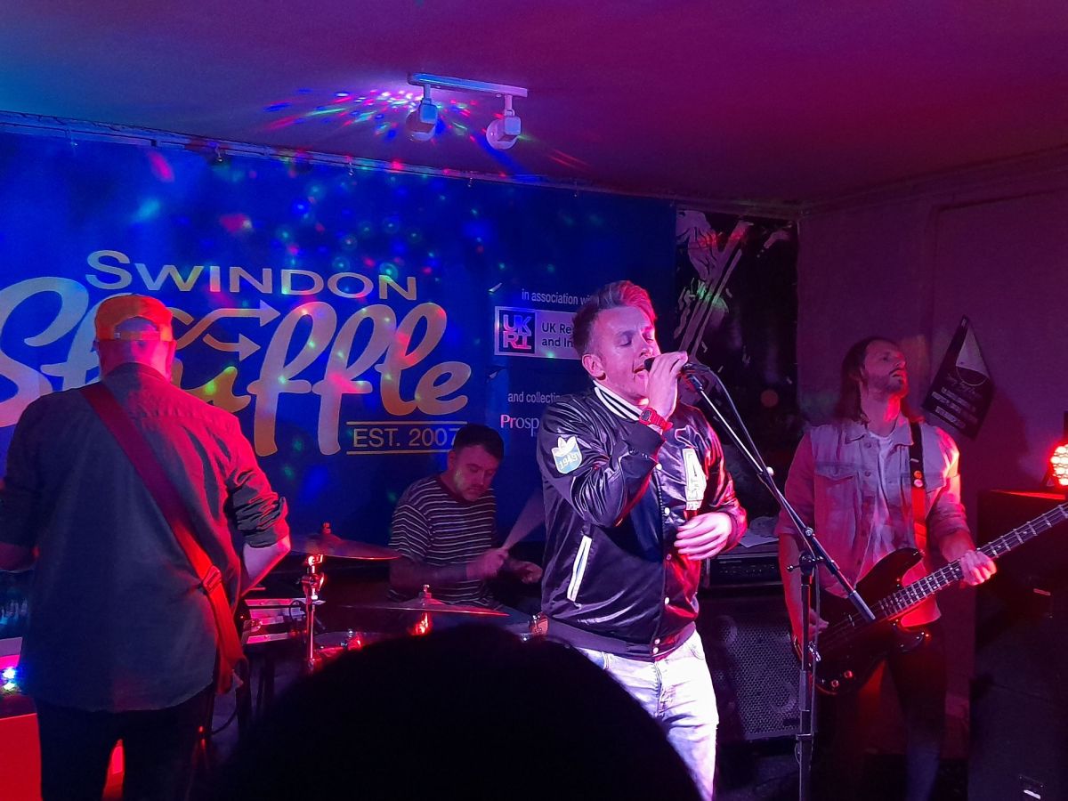 Swindon Gets Shuffling!