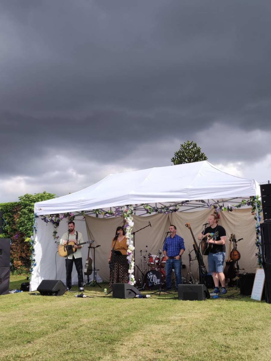 Thieves Plan Unplugged Gig at&nbsp;Brokerswood