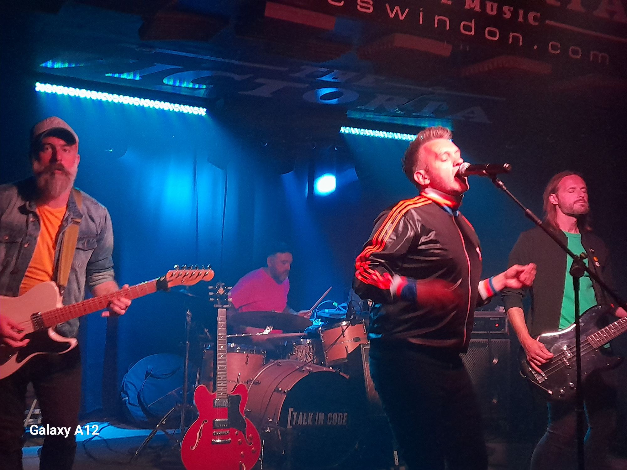 Tidy: Talk in Code at The Vic with Riviera Arcade and Flora&nbsp;Flora