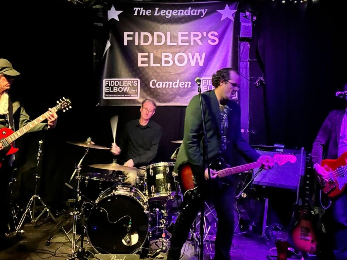 Dulcet Tones Rock Back to&nbsp;Bassett!