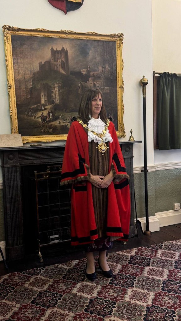 New Devizes Mayor; Congratulations, Vanessa!