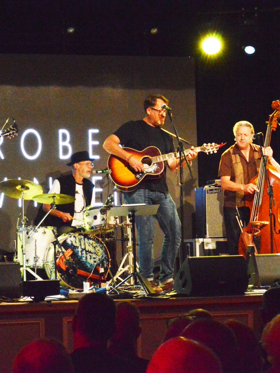 REVIEW – Devizes Arts Festival– Robert Vincent @ Corn Exchange (Friday 5th June&nbsp;2026)