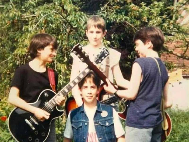 Stray Chords of Salisbury; How Jolyon Dixon was Reunited with Childhood&nbsp;Guitar