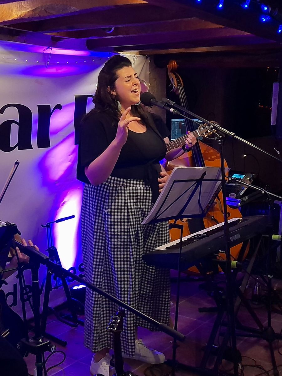 Oh The Deep; Sarah Tarry’s EP Launch at The Cellar Bar,&nbsp;Devizes